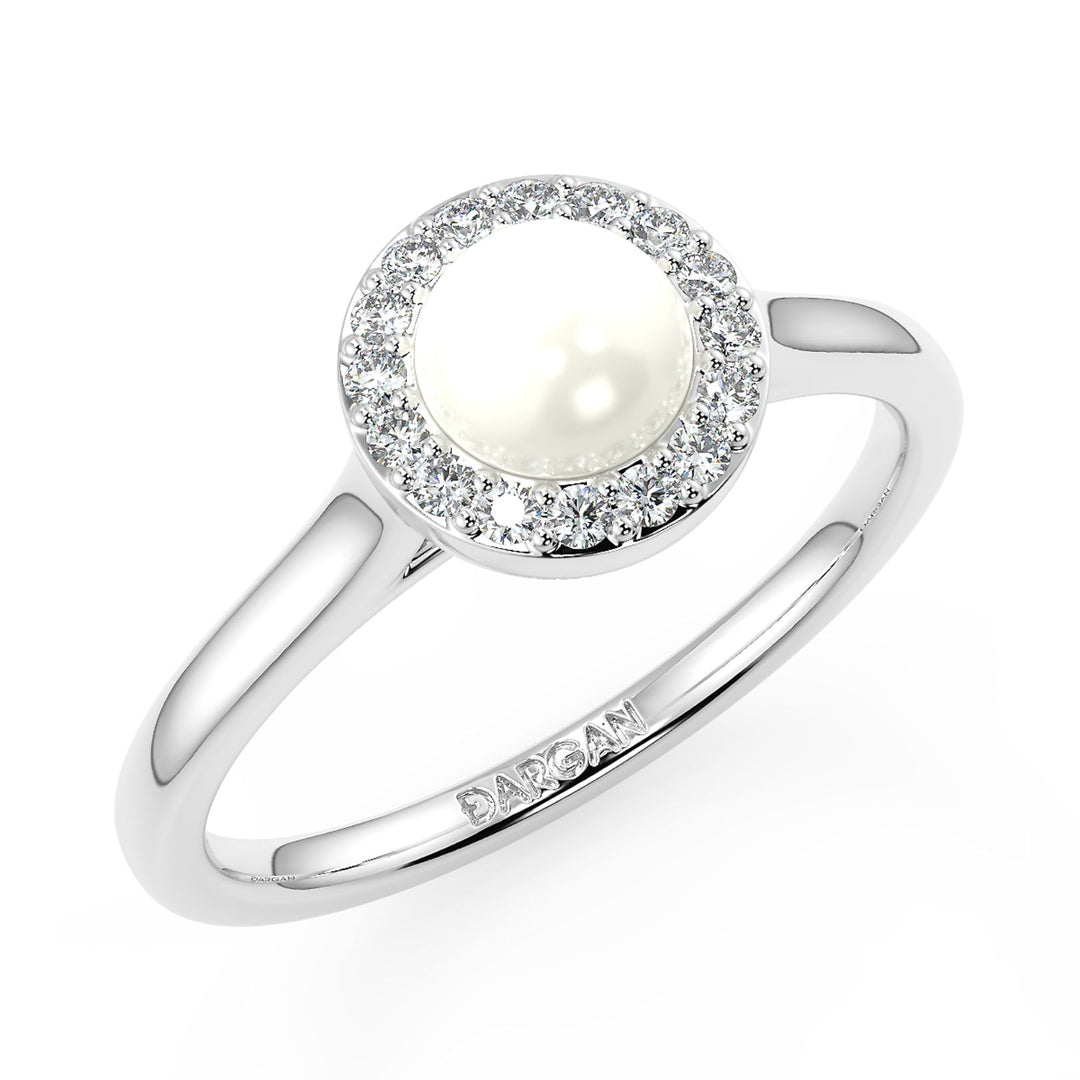 Elegant Pearl Halo Ring