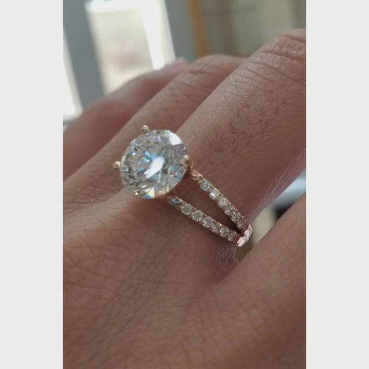 Round Brilliant Lab-Grown Diamond Half Split Shank Ring